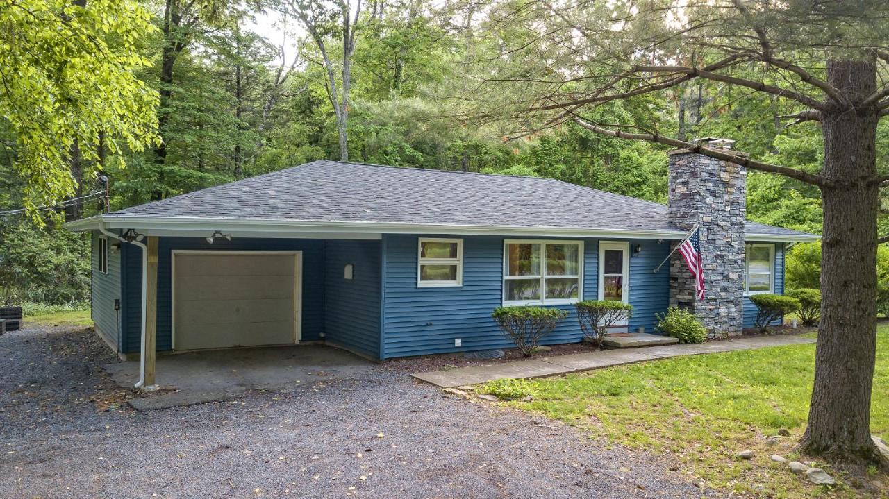 Camelback Rd Rancher- On One Acre & Near Attractions Tannersville Exteriér fotografie